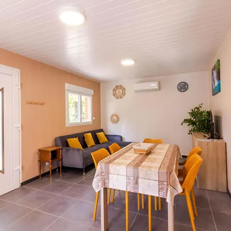 4 De L'oree Du Bois Thenon